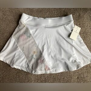 Tuckernuck Fresh Buds Tennis Golf Skirt medium
